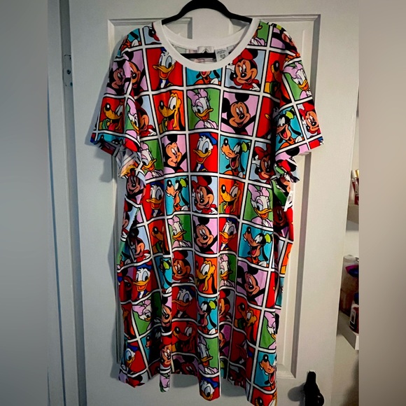 Disney Character T-Shirt Dress - 3X - Picture 1 of 6